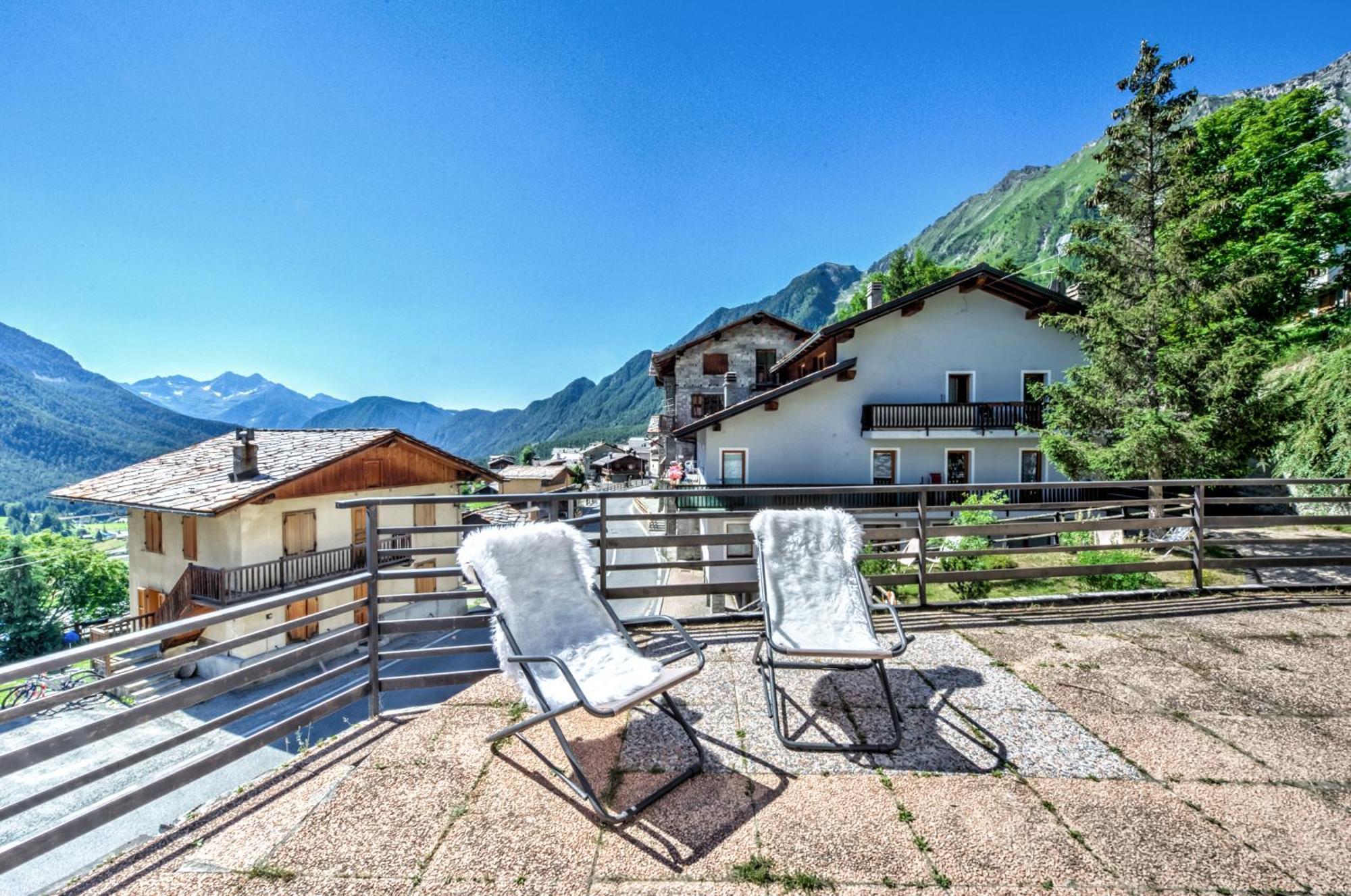Snowflakes Retreat - Roomy Apartment With A View & Relax Solarium Cir 0133 Champoluc Buitenkant foto